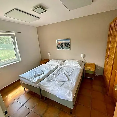 Village 4* Szenc