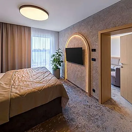 Village 4*