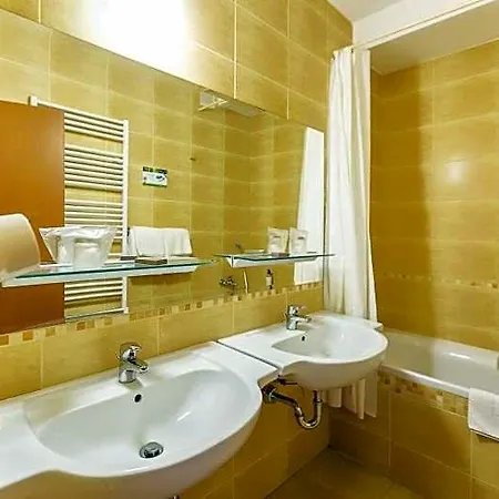 Village 4* Senec