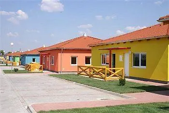 Üdülőpark Village Szenc